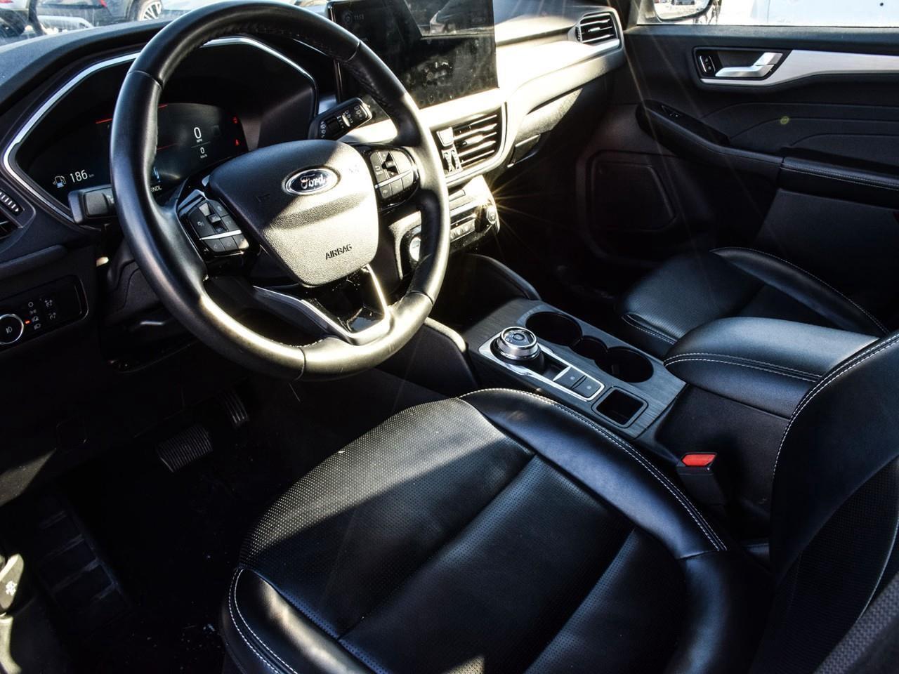 2023 Ford Escape Platinum ACC + Lane Keeping Aid   BLIS Photo