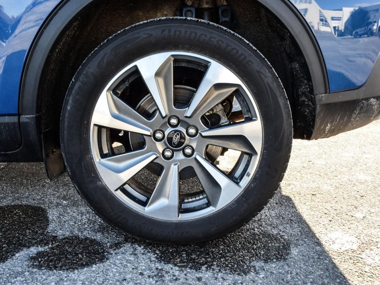 2023 Ford Escape Platinum ACC + Lane Keeping Aid   BLIS Photo