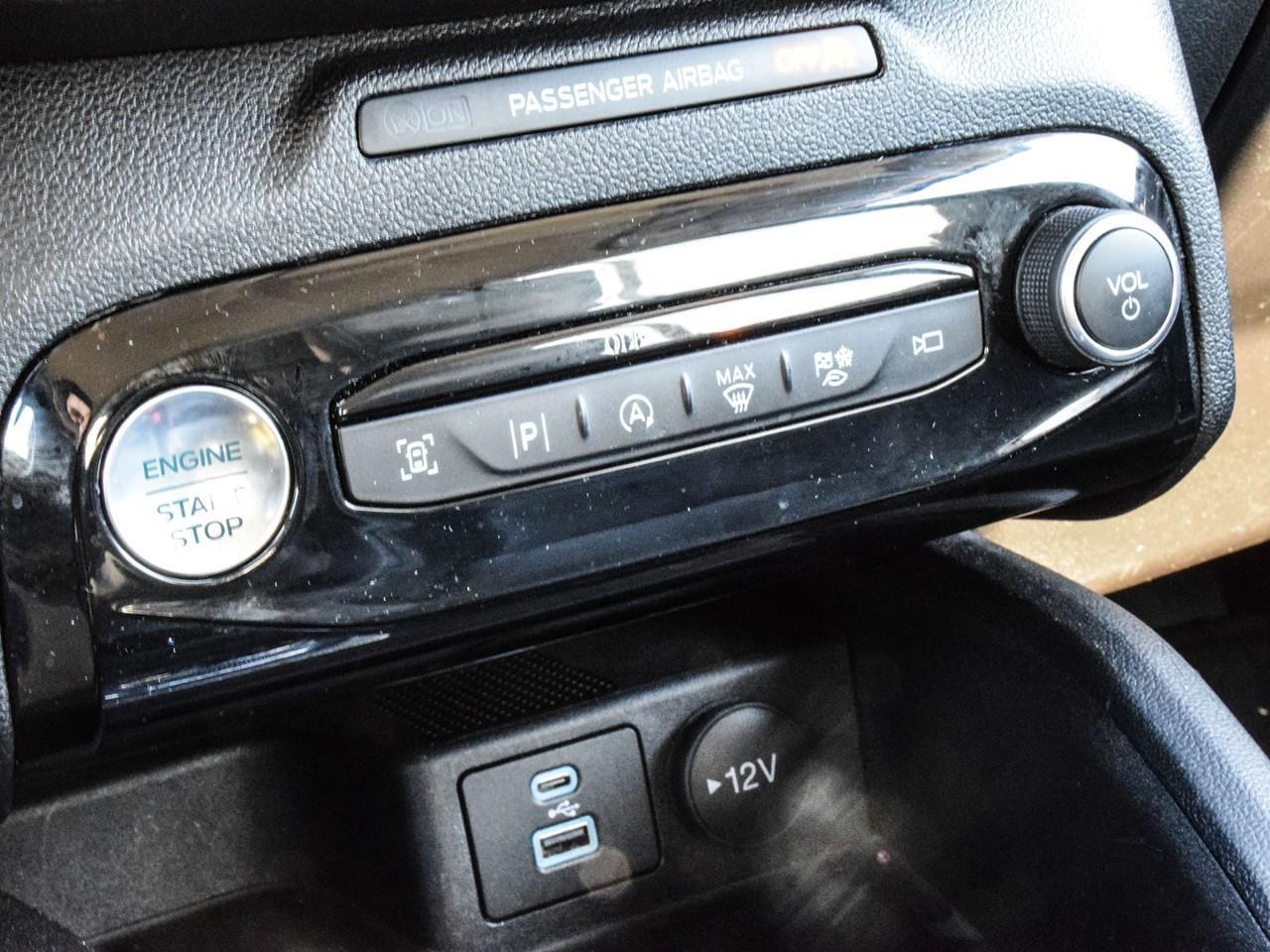 2023 Ford Escape Platinum ACC + Lane Keeping Aid   BLIS Photo