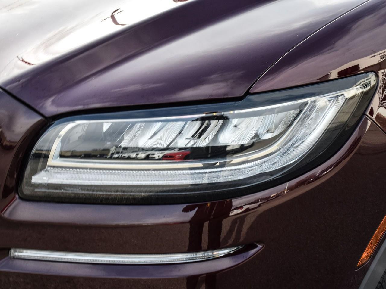 2022 Lincoln Nautilus Reserve 201A Package    Massaging Seats Photo