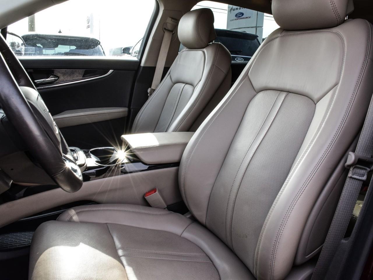 2022 Lincoln Nautilus Reserve 201A Package    Massaging Seats Photo