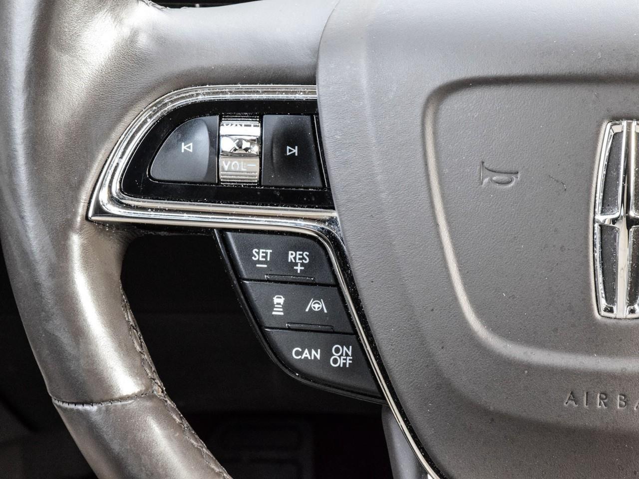 2022 Lincoln Nautilus Reserve 201A Package    Massaging Seats Photo