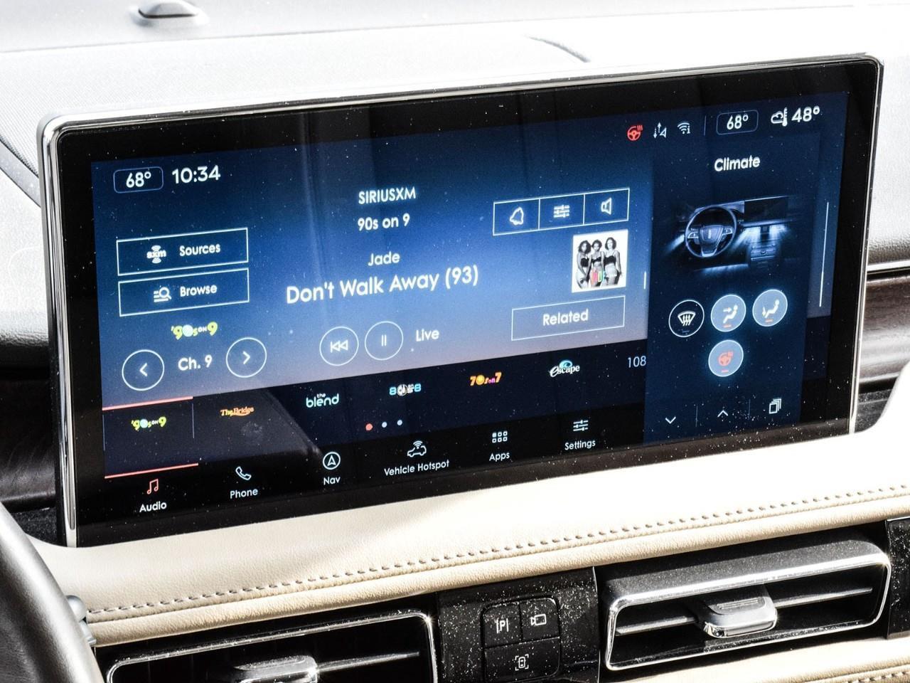 2022 Lincoln Nautilus Reserve 201A Package    Massaging Seats Photo