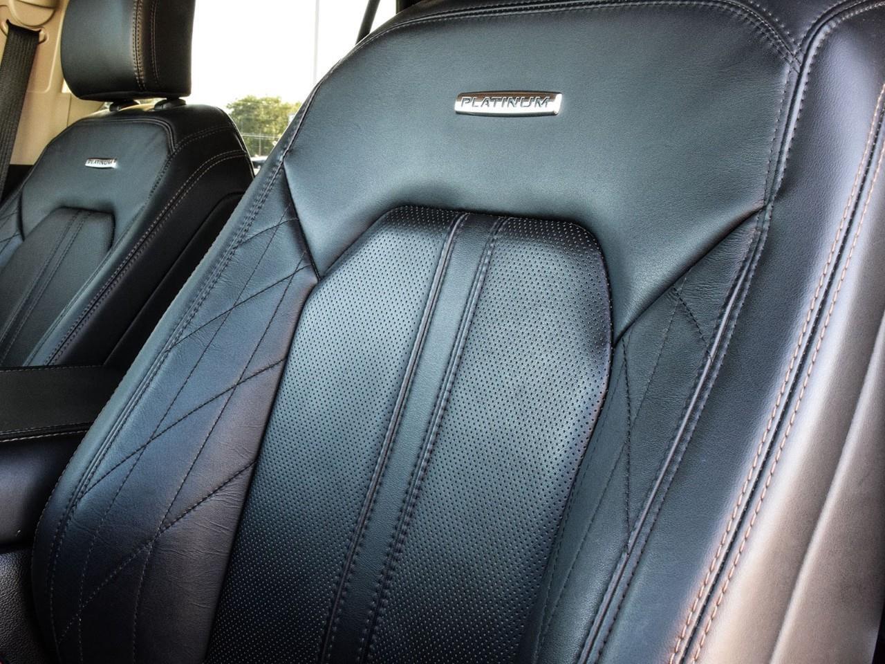 2021 Ford Expedition Platinum 7 Passenger   Panoroof   Power Liftgate Photo