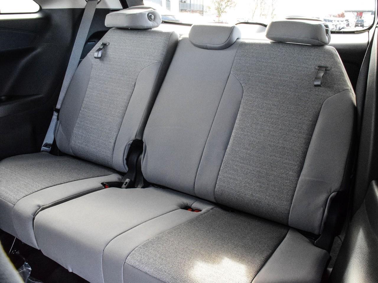 2025 Toyota Sienna LE 8-Passenger Lane Keeping Aid   BLIS   Push Butt Photo