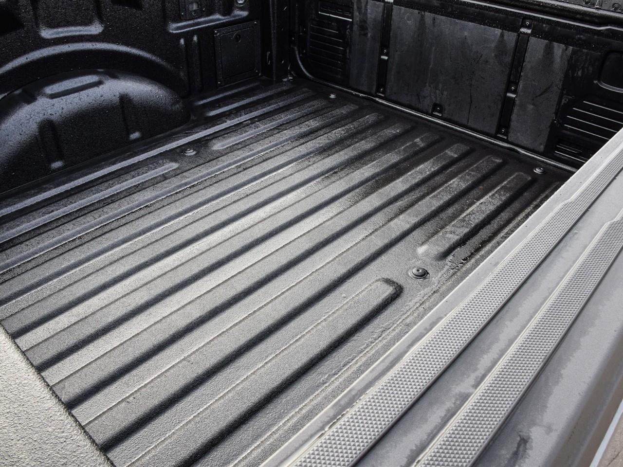 2025 Ford F-150 XLT 303A   Black PKG   3.5L Hybrid Photo