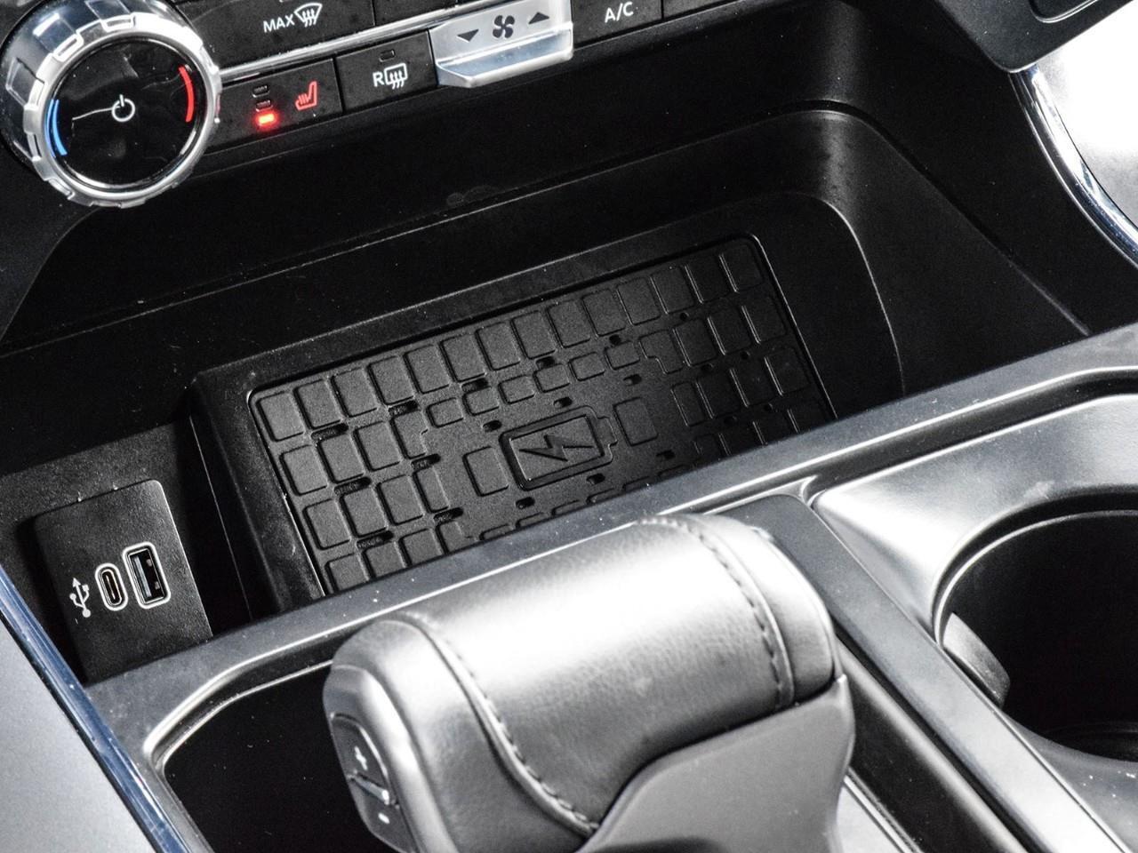 2025 Ford F-150 XLT 303A   Black PKG   3.5L Hybrid Photo