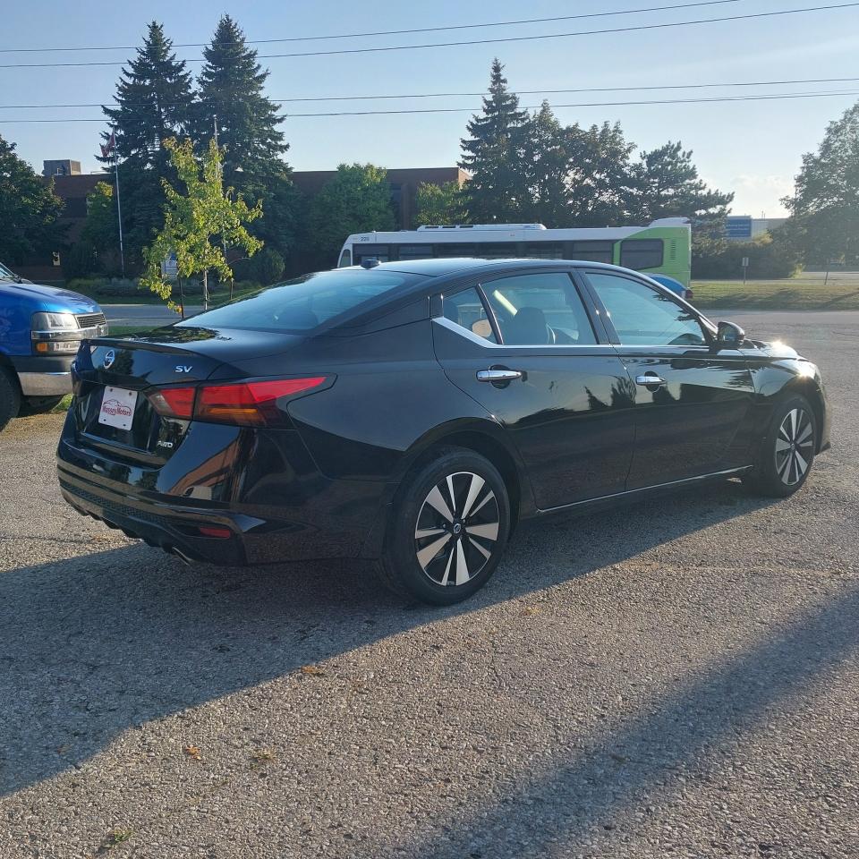 2019 Nissan Altima 2.5 SV Sedan Photo