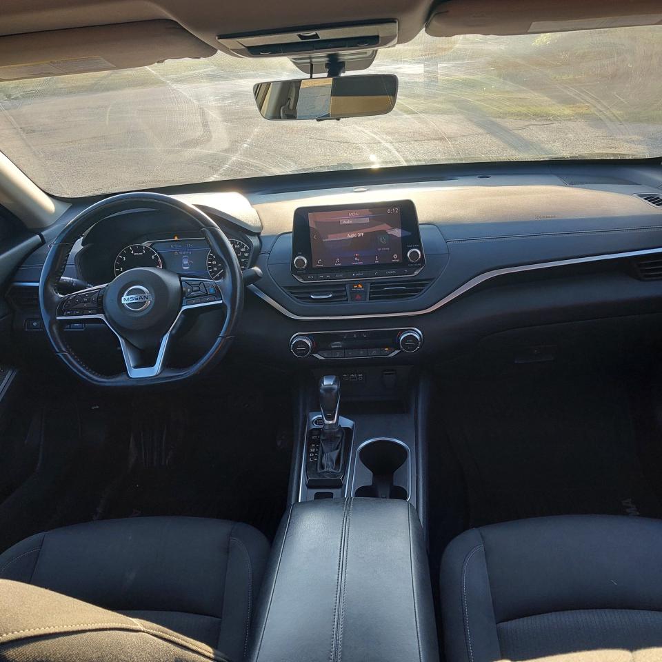 2019 Nissan Altima 2.5 SV Sedan Photo