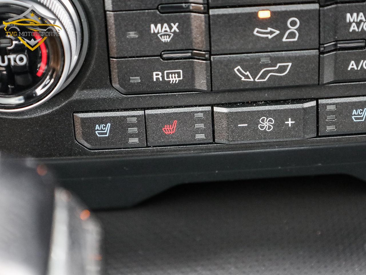 2016 Ford F-150 LARIAT FX4 PANO ROOF LOADED Photo