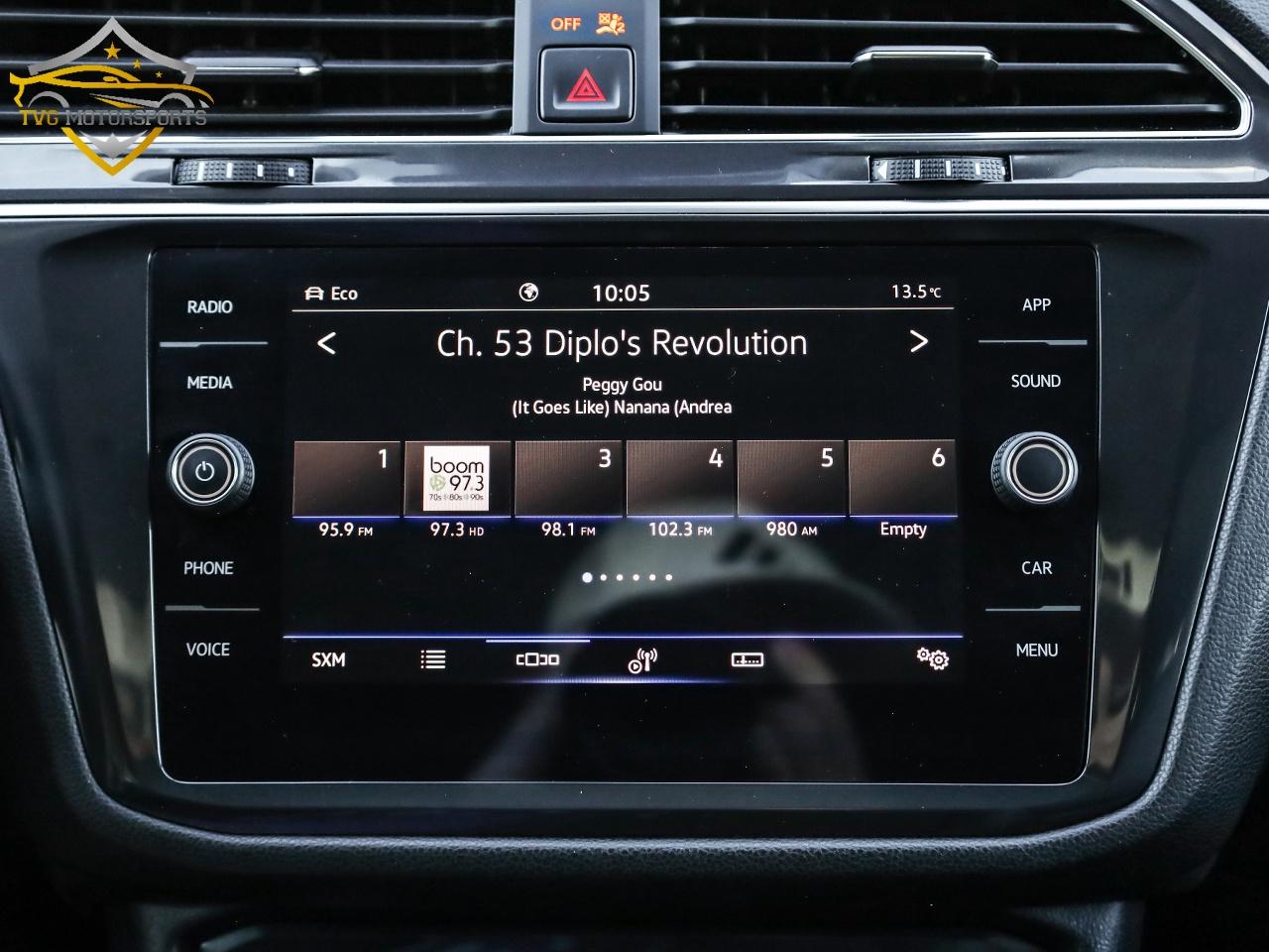 2024 Volkswagen Tiguan Comfortline PANO  ROOF - NEW TIRES FINANCE 5.99% O Photo