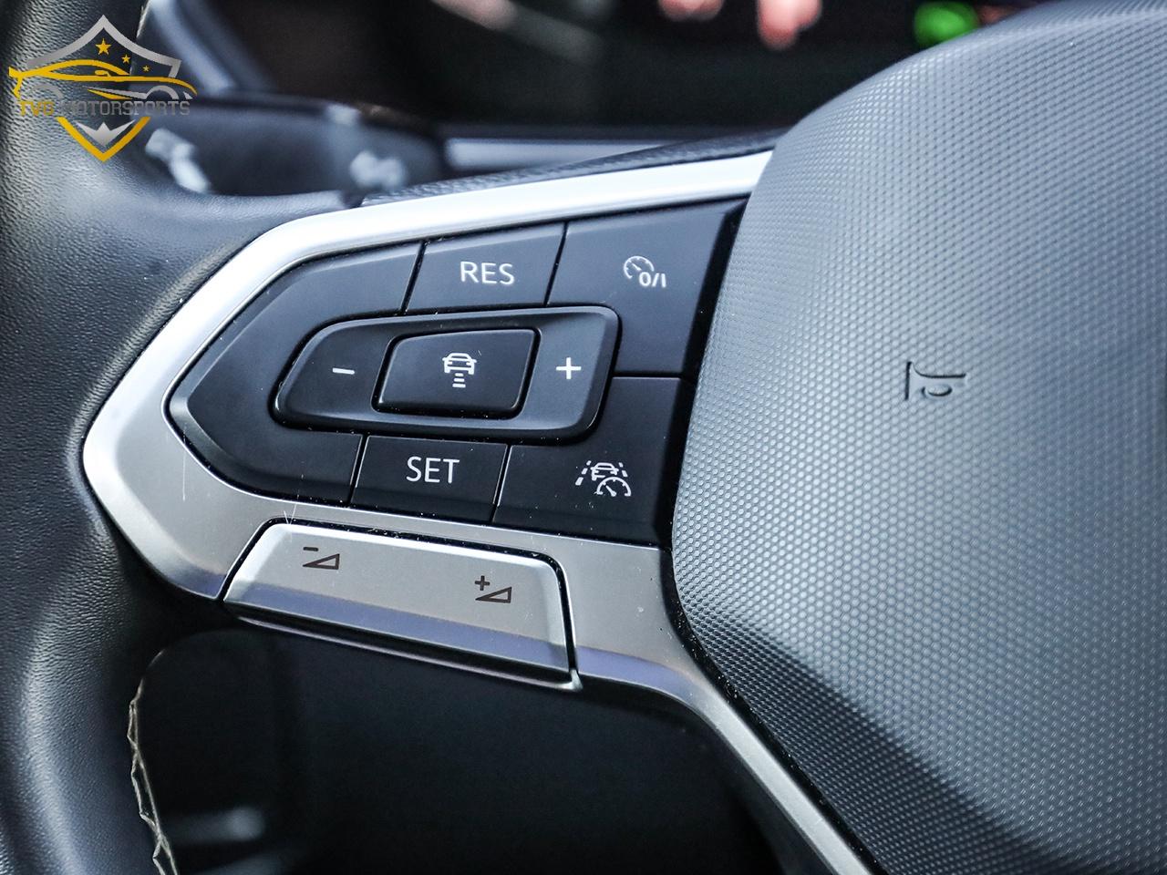 2024 Volkswagen Tiguan Comfortline PANO  ROOF - NEW TIRES FINANCE 5.99% O Photo