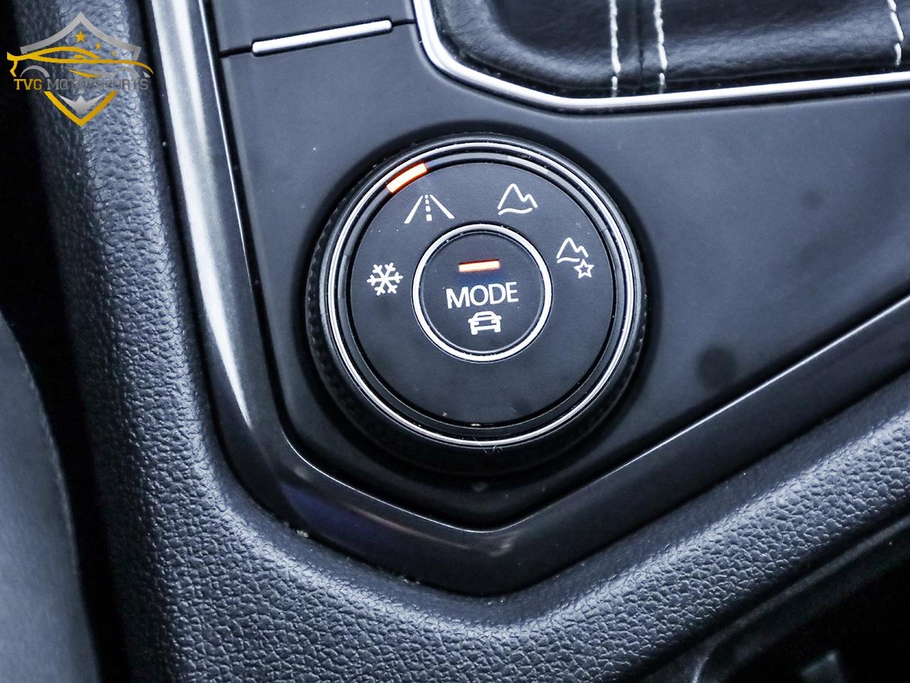 2024 Volkswagen Tiguan Comfortline PANO  ROOF - NEW TIRES FINANCE 5.99% O Photo