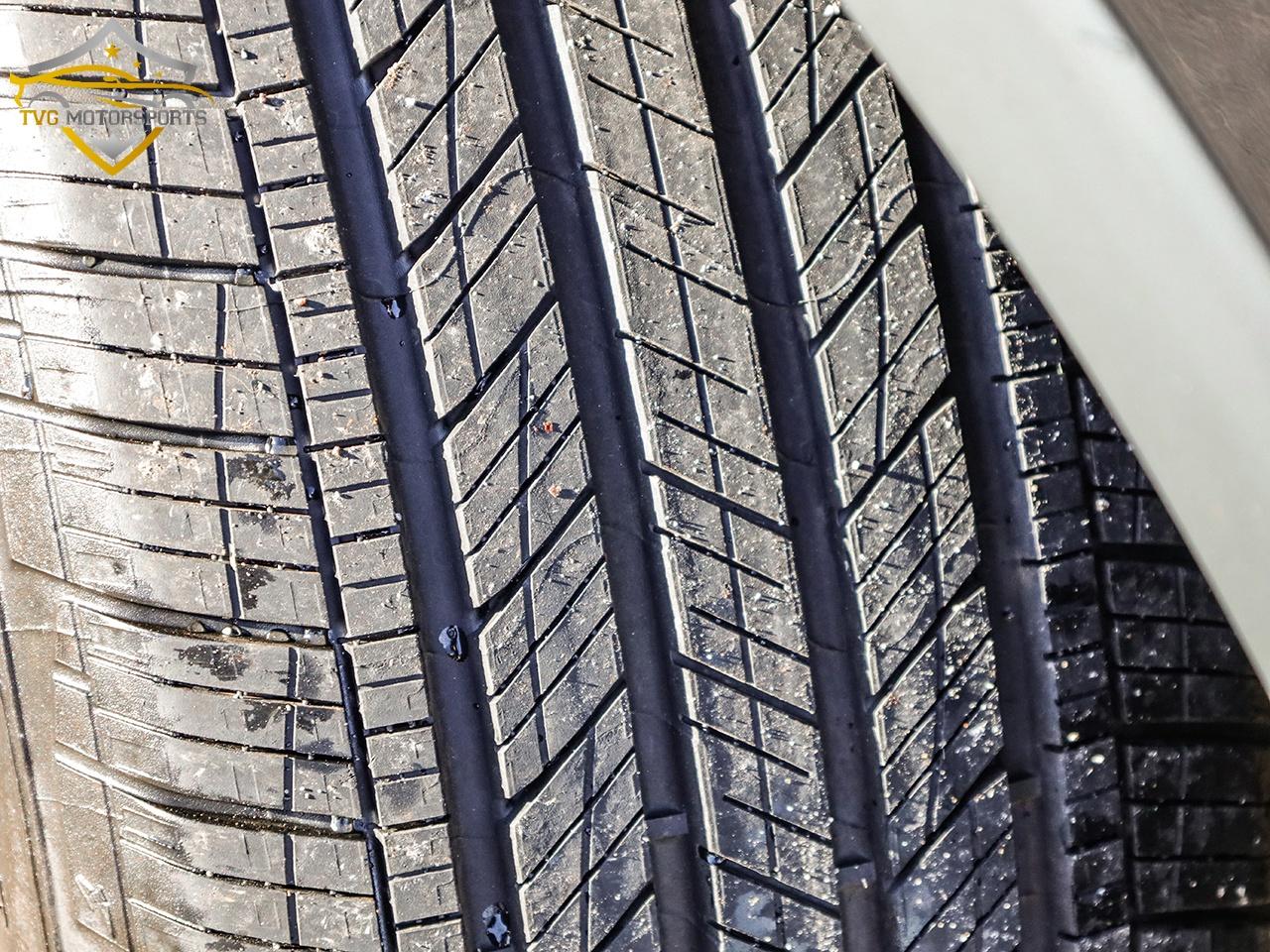 2024 Volkswagen Tiguan Comfortline PANO  ROOF - NEW TIRES FINANCE 5.99% O Photo