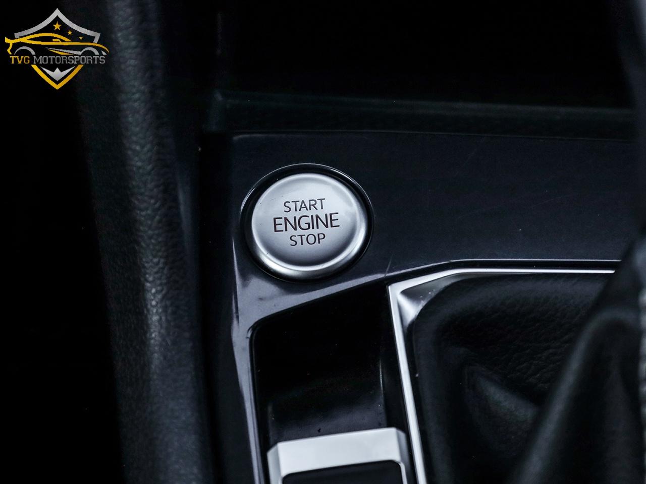 2024 Volkswagen Tiguan Comfortline PANO  ROOF - NEW TIRES FINANCE 5.99% O Photo