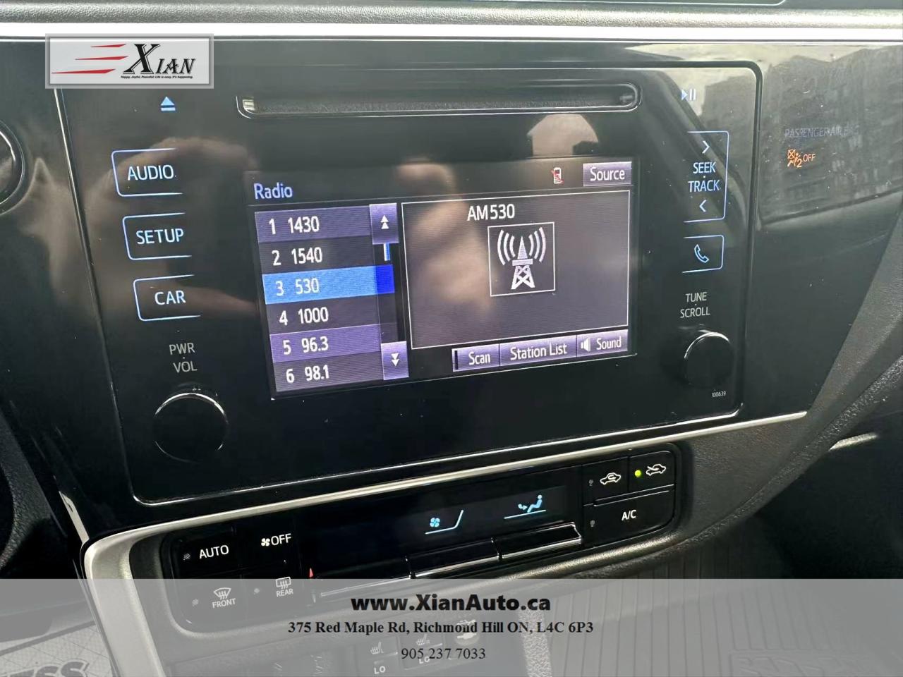 2018 Toyota Corolla LE CVT/ LOW KM/BACK UP CAMERA Photo