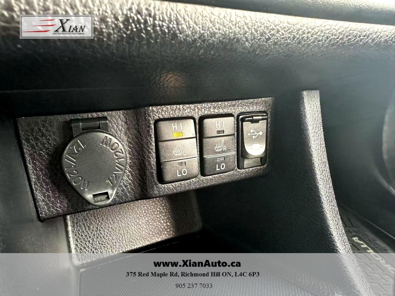 2018 Toyota Corolla LE CVT/ LOW KM/BACK UP CAMERA Photo