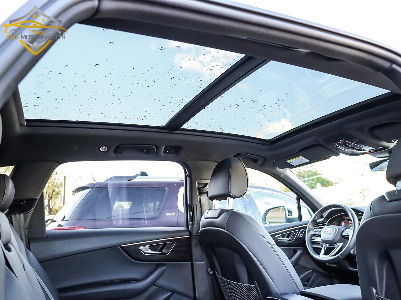 2024 Audi Q7 Quattro Komfort Premium - FINANCE 5.99% OAC! Photo