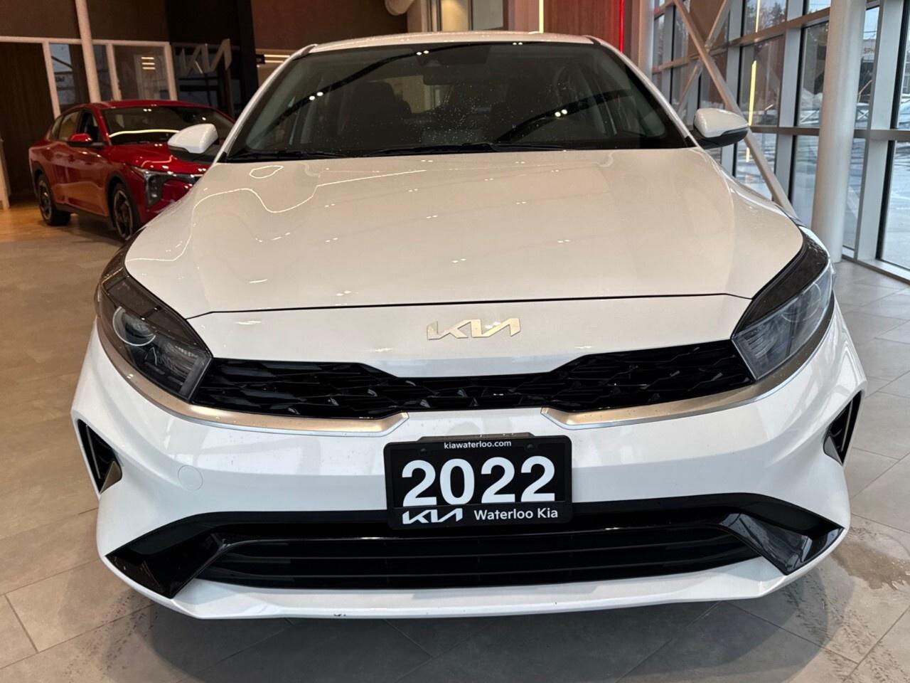 2022 Kia Forte EX IVT Photo