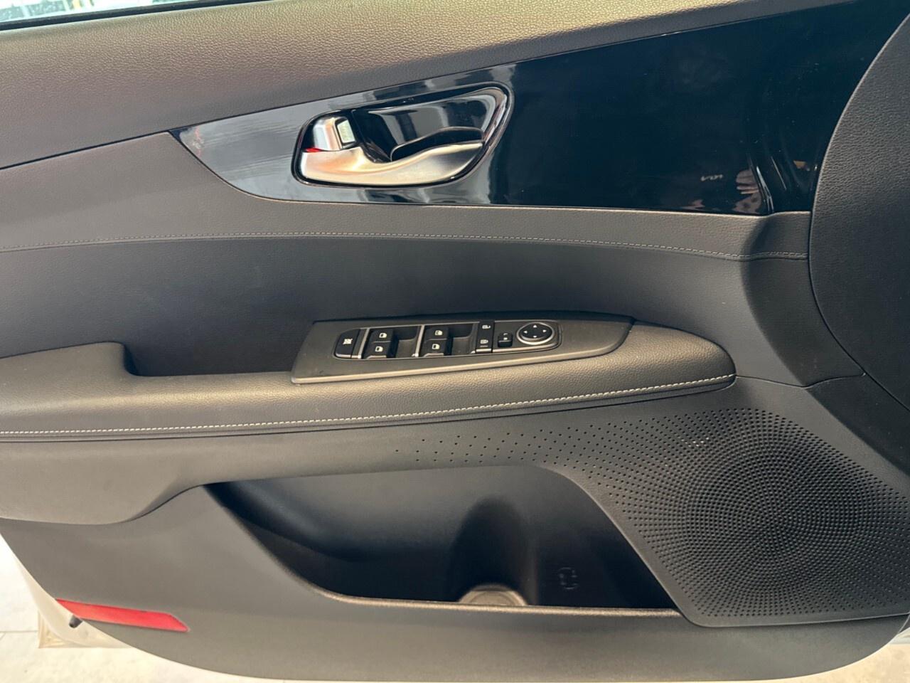 2022 Kia Forte EX IVT Photo