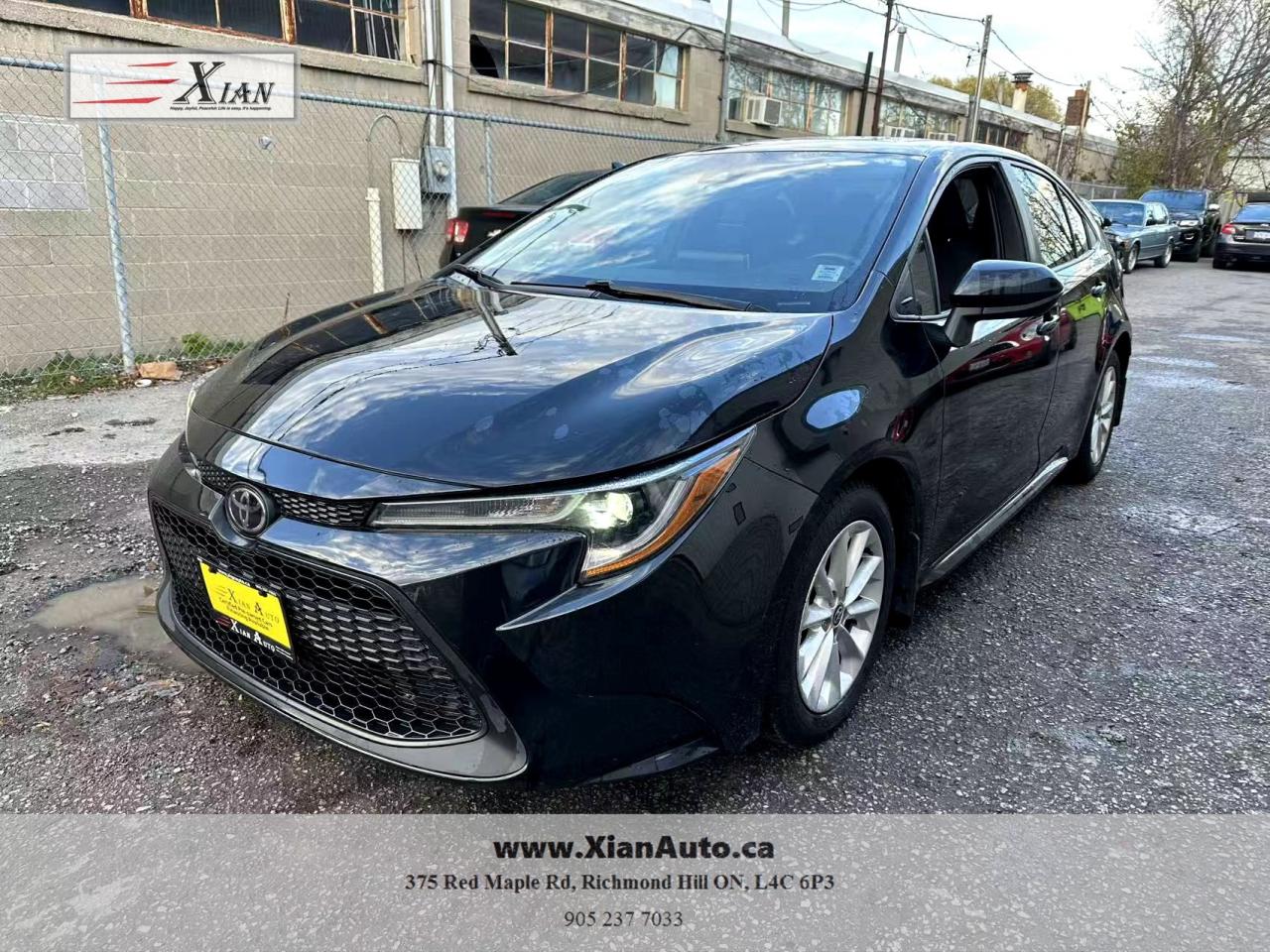 2020 Toyota Corolla LE, SUNROOF, HEATED STEERING WHEEL Photo