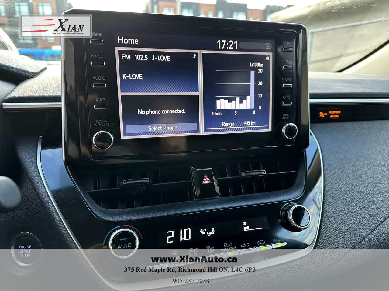 2020 Toyota Corolla LE, SUNROOF, HEATED STEERING WHEEL Photo