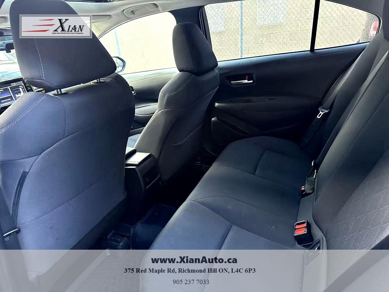 2020 Toyota Corolla LE, SUNROOF, HEATED STEERING WHEEL Photo