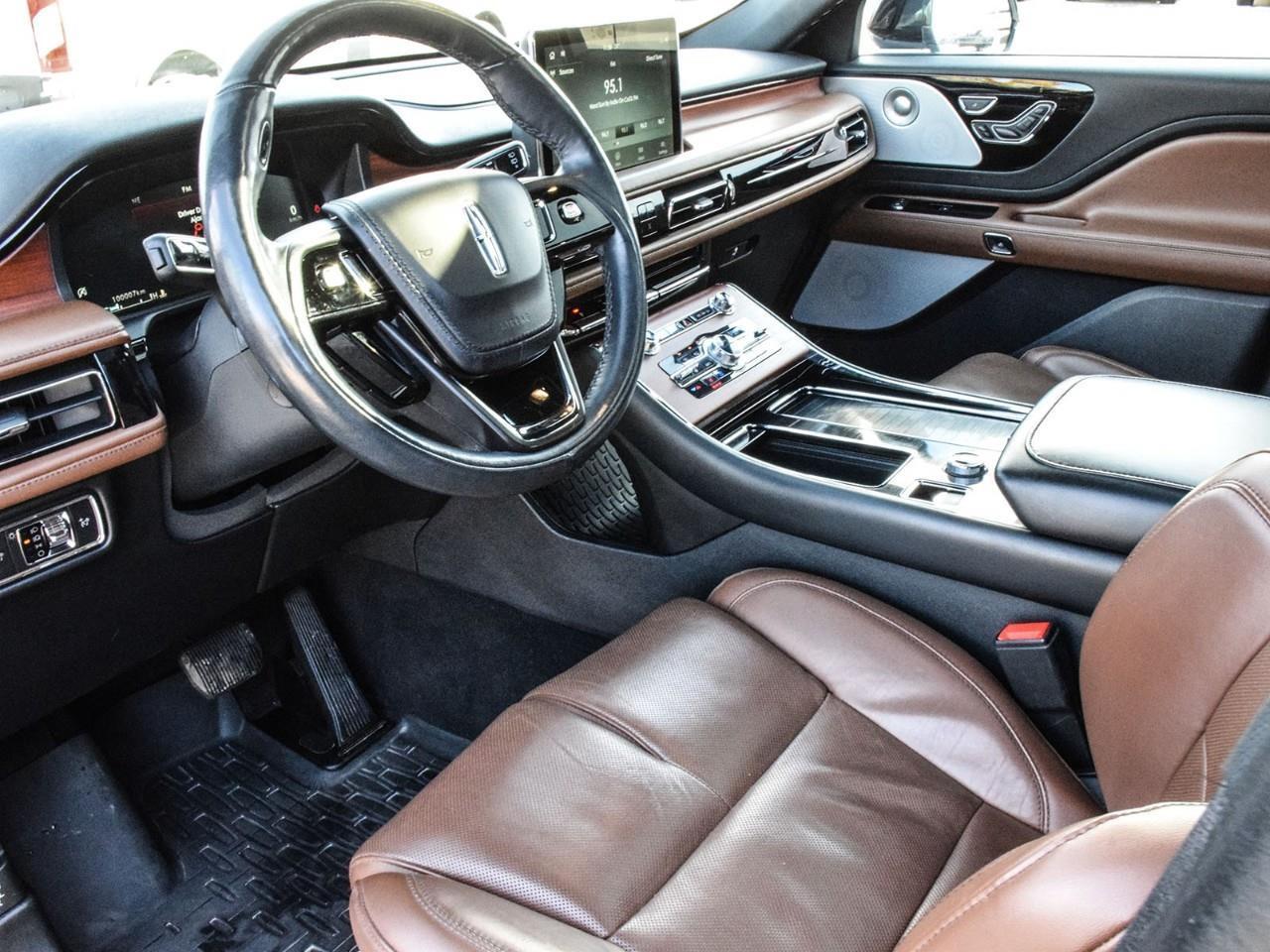 2023 Lincoln Aviator Reserve Jet Package   ACC + Lane Keeping Photo