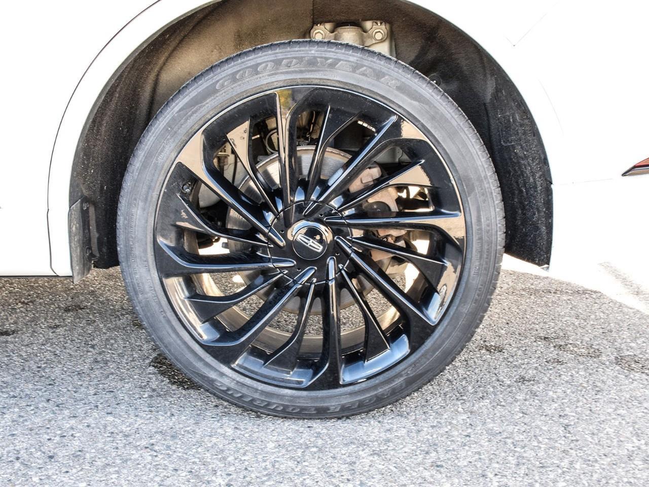 2023 Lincoln Aviator Reserve Jet Package   ACC + Lane Keeping Photo