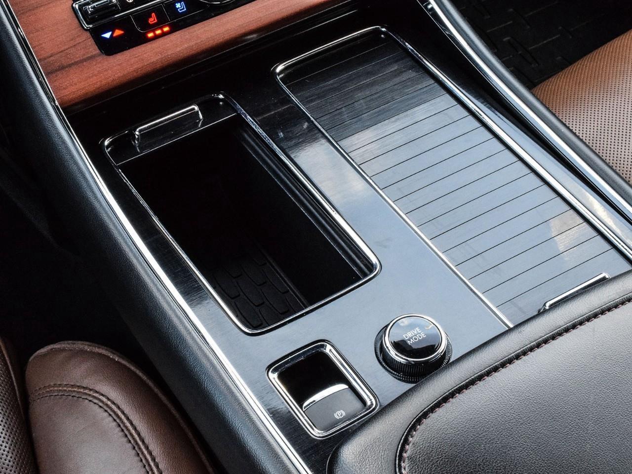 2023 Lincoln Aviator Reserve Jet Package   ACC + Lane Keeping Photo