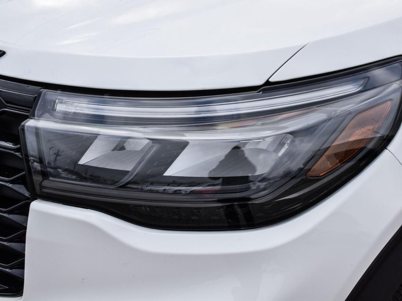 2025 Ford Explorer ST-Line 5.49% 84m O.A.C   ACC + Lane Keeping Photo