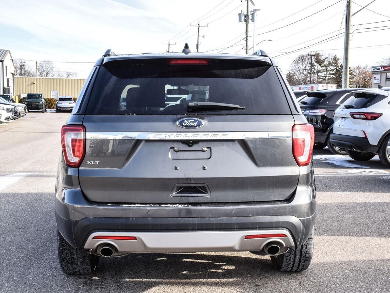 2017 Ford Explorer XLT Heated Leather Seats   Navigation Photo