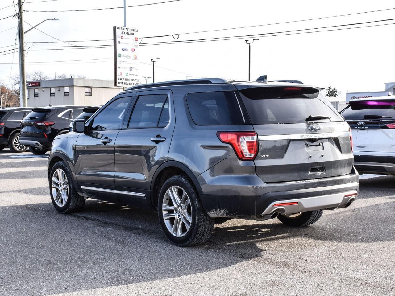 2017 Ford Explorer XLT Heated Leather Seats   Navigation Photo2