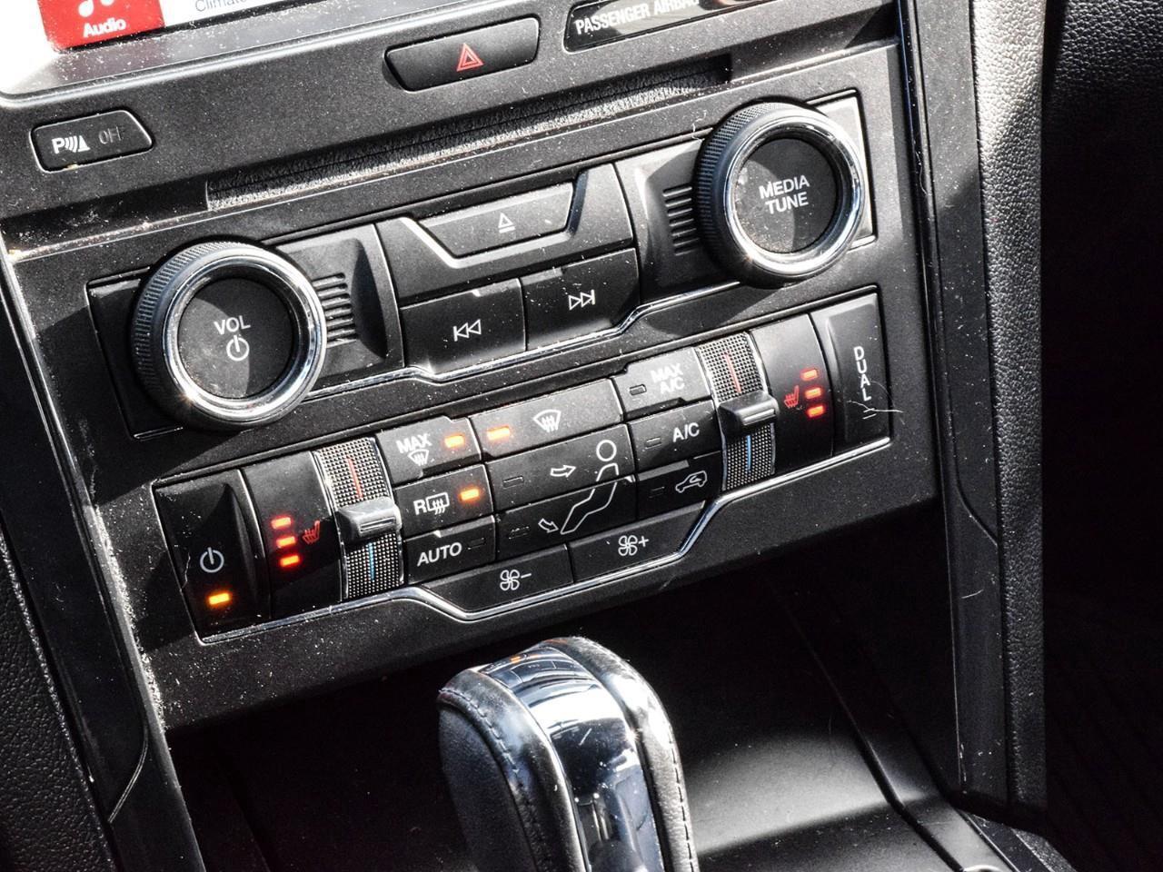 2017 Ford Explorer XLT Heated Leather Seats   Navigation Photo