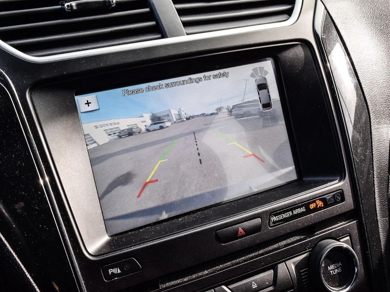 2017 Ford Explorer XLT Heated Leather Seats   Navigation Photo