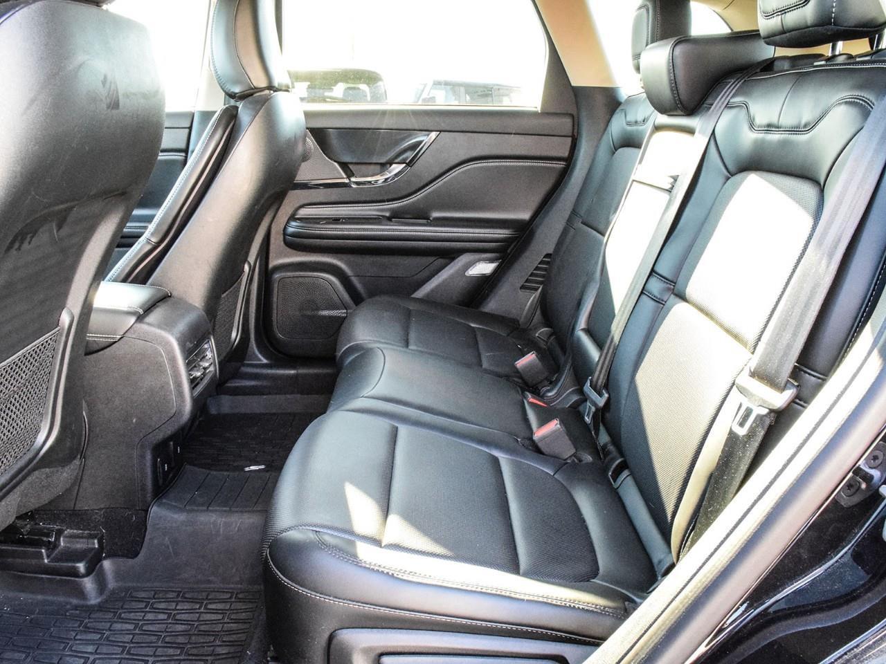 2023 Lincoln Corsair Reserve Jet Appearance Package   Nav Photo