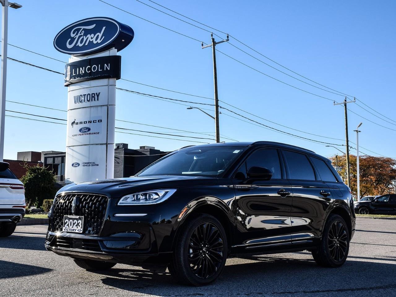 2023 Lincoln Corsair Reserve Jet Appearance Package   Nav Photo