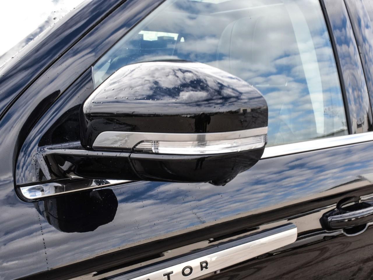 2025 Lincoln Navigator Reserve Executive Demo   No Lux Tax!! Photo