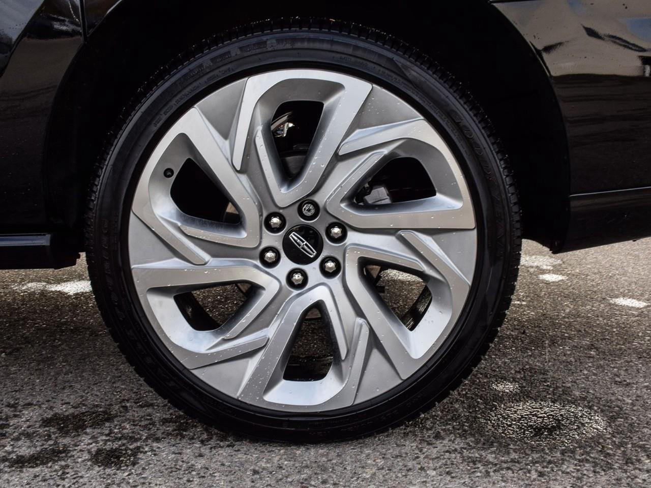 2025 Lincoln Navigator Reserve Executive Demo   No Lux Tax!! Photo