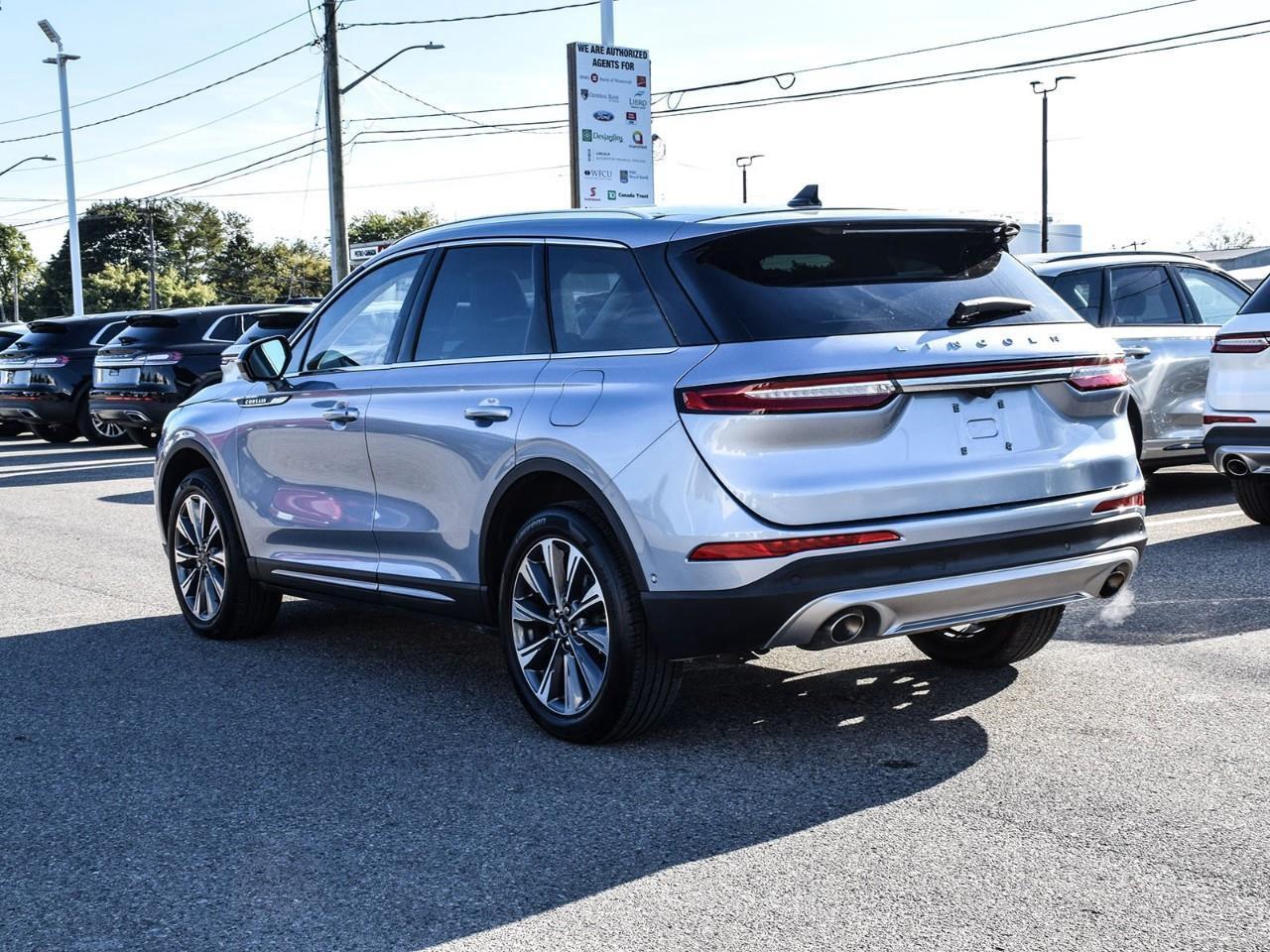 2022 Lincoln Corsair Reserve Panoramic Sunroof   ACC + Lane Keeping Photo3