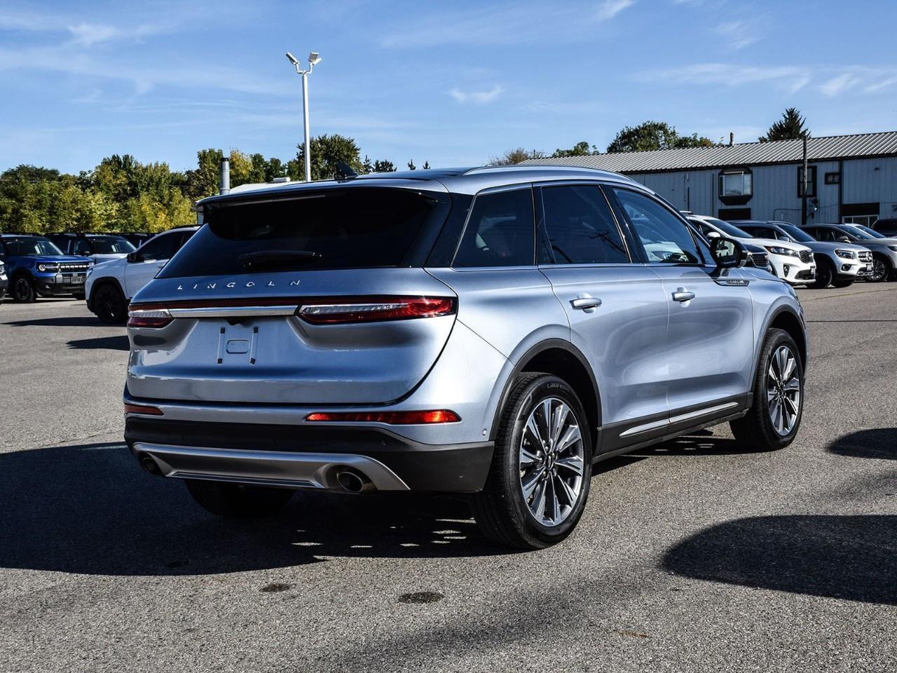 2022 Lincoln Corsair Reserve Panoramic Sunroof   ACC + Lane Keeping Photo