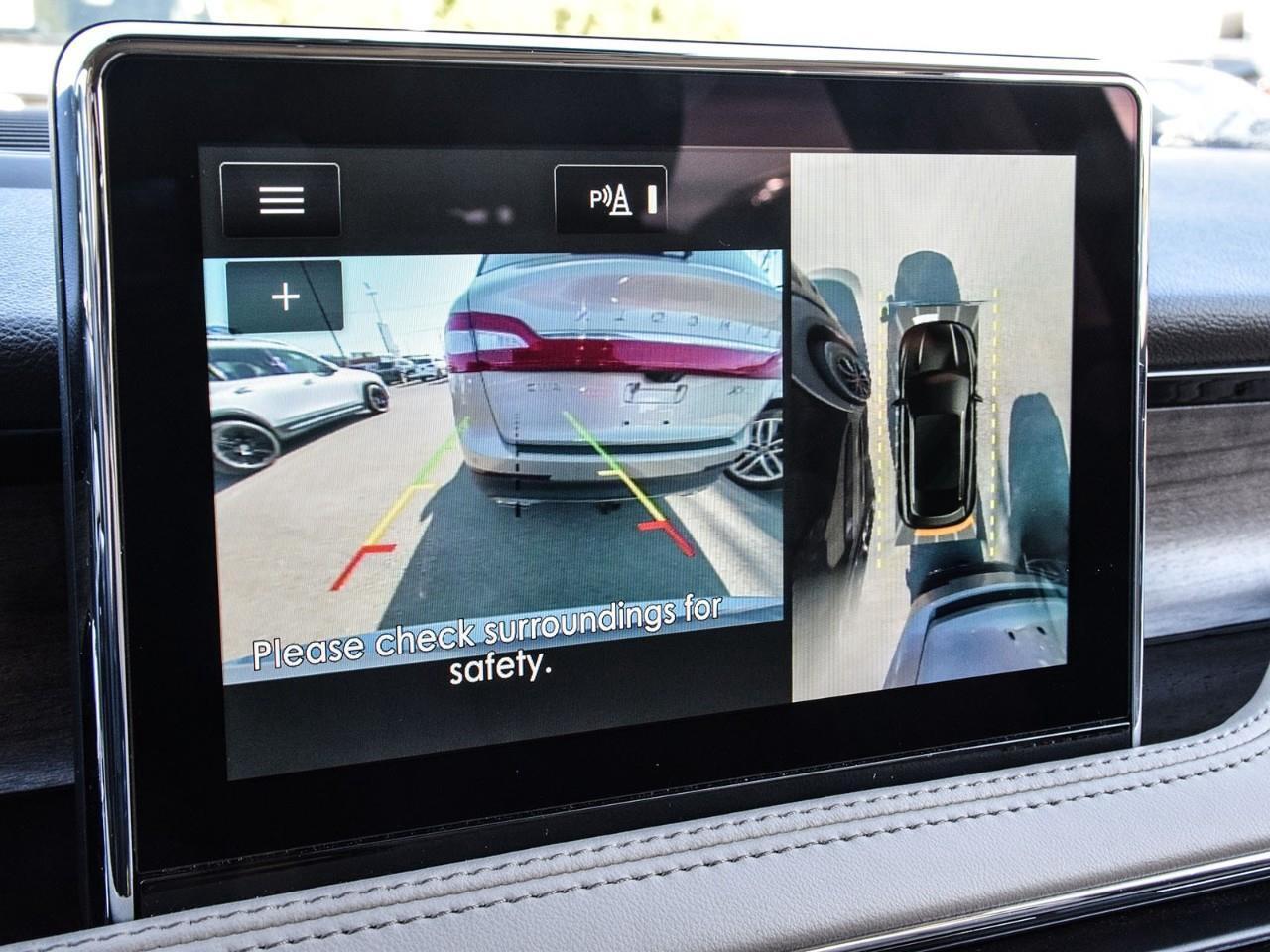 2022 Lincoln Corsair Reserve Panoramic Sunroof   ACC + Lane Keeping Photo