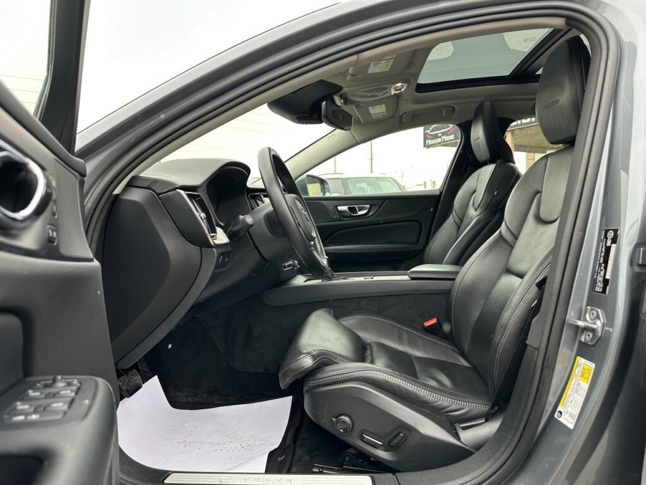 2020 Volvo S60 T6 AWD Inscription   ACCIDENT FREE   MINT Photo