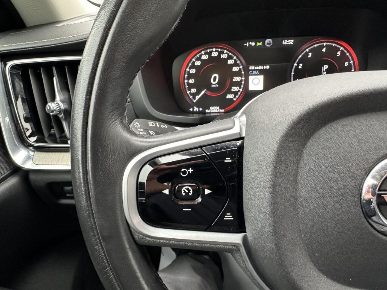 2020 Volvo S60 T6 AWD Inscription   ACCIDENT FREE   MINT Photo