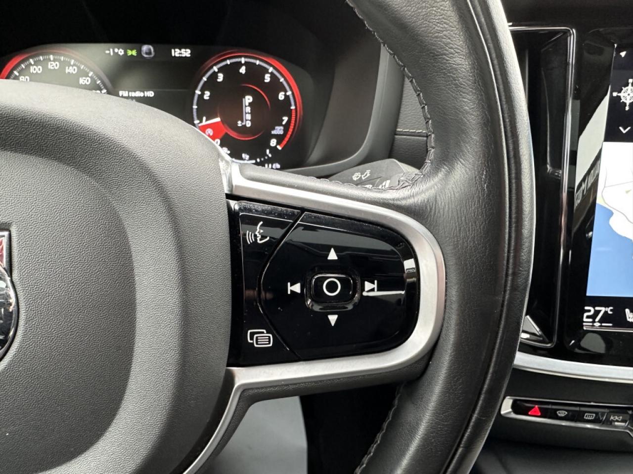 2020 Volvo S60 T6 AWD Inscription   ACCIDENT FREE   MINT Photo