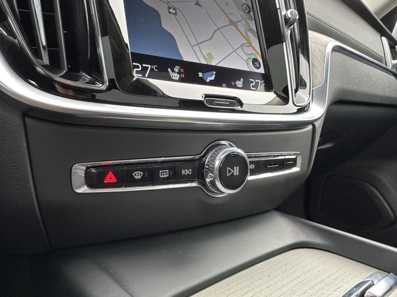 2020 Volvo S60 T6 AWD Inscription   ACCIDENT FREE   MINT Photo