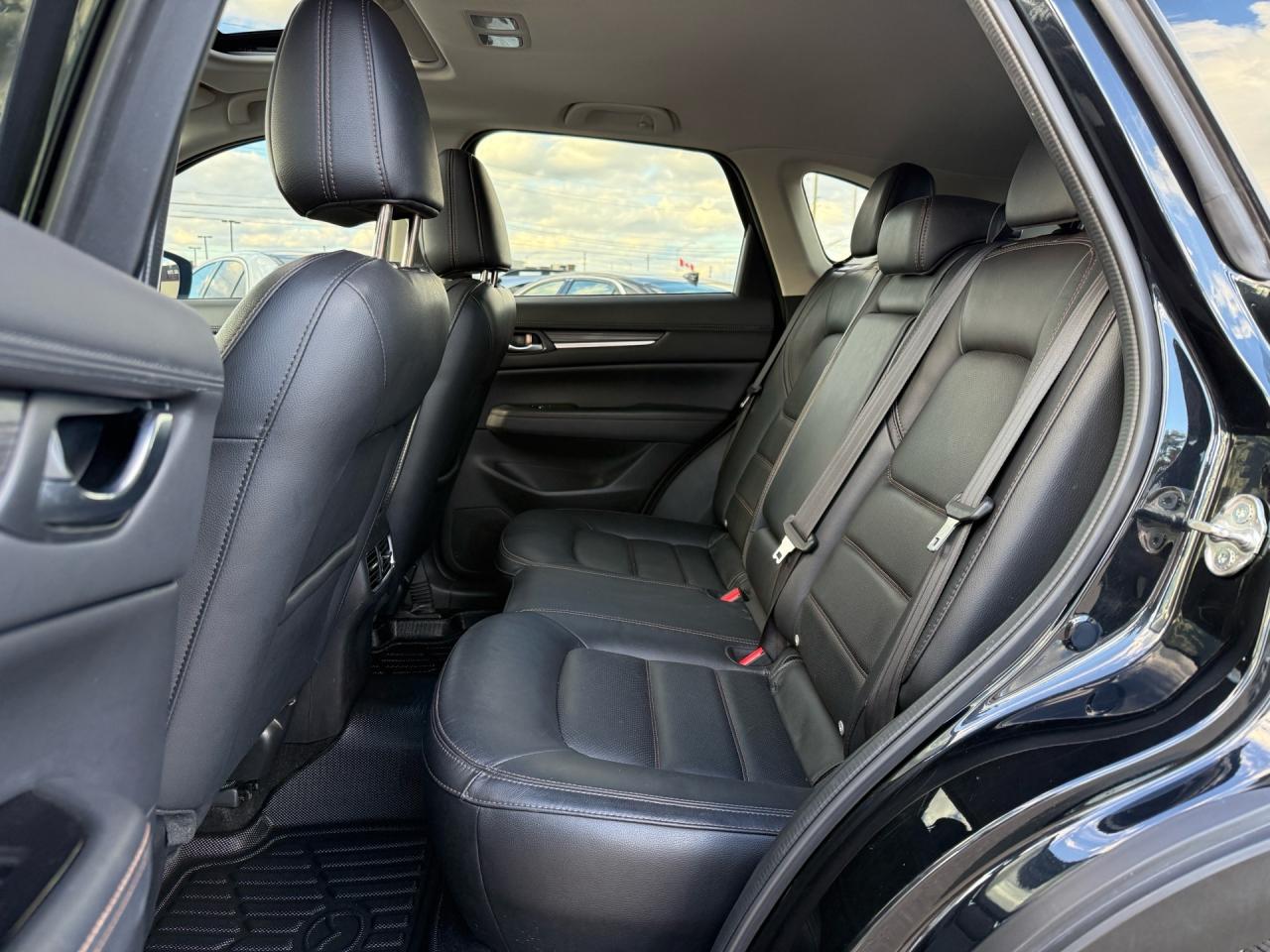 2019 Mazda CX-5 GT w/Turbo AWD  ACCIDENT FREE CERTIFIED Photo