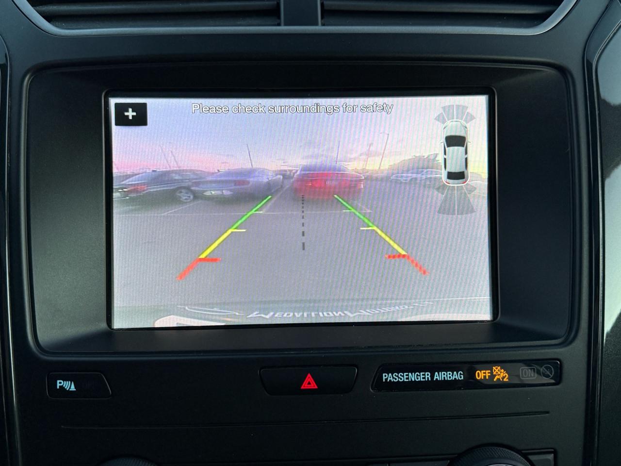 2019 Ford Explorer XLT 4WD  ACCIDENT FREE 7SEATS FORD SERVICED Photo