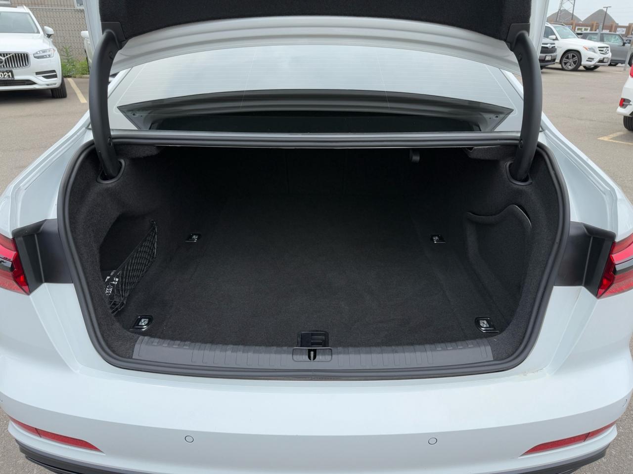 2022 Audi A6 Sedan Technik 55 TFSI quattro  S-LINE ACCIDENT FREE 1-OW Photo