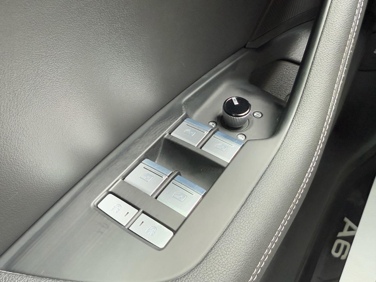 2022 Audi A6 Sedan Technik 55 TFSI quattro  S-LINE ACCIDENT FREE 1-OW Photo